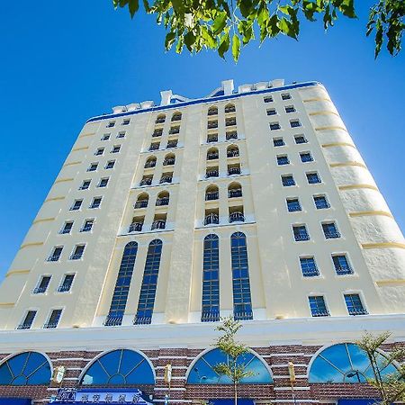 Hotel 翠安儂風旅 à T'ai-tung Extérieur photo