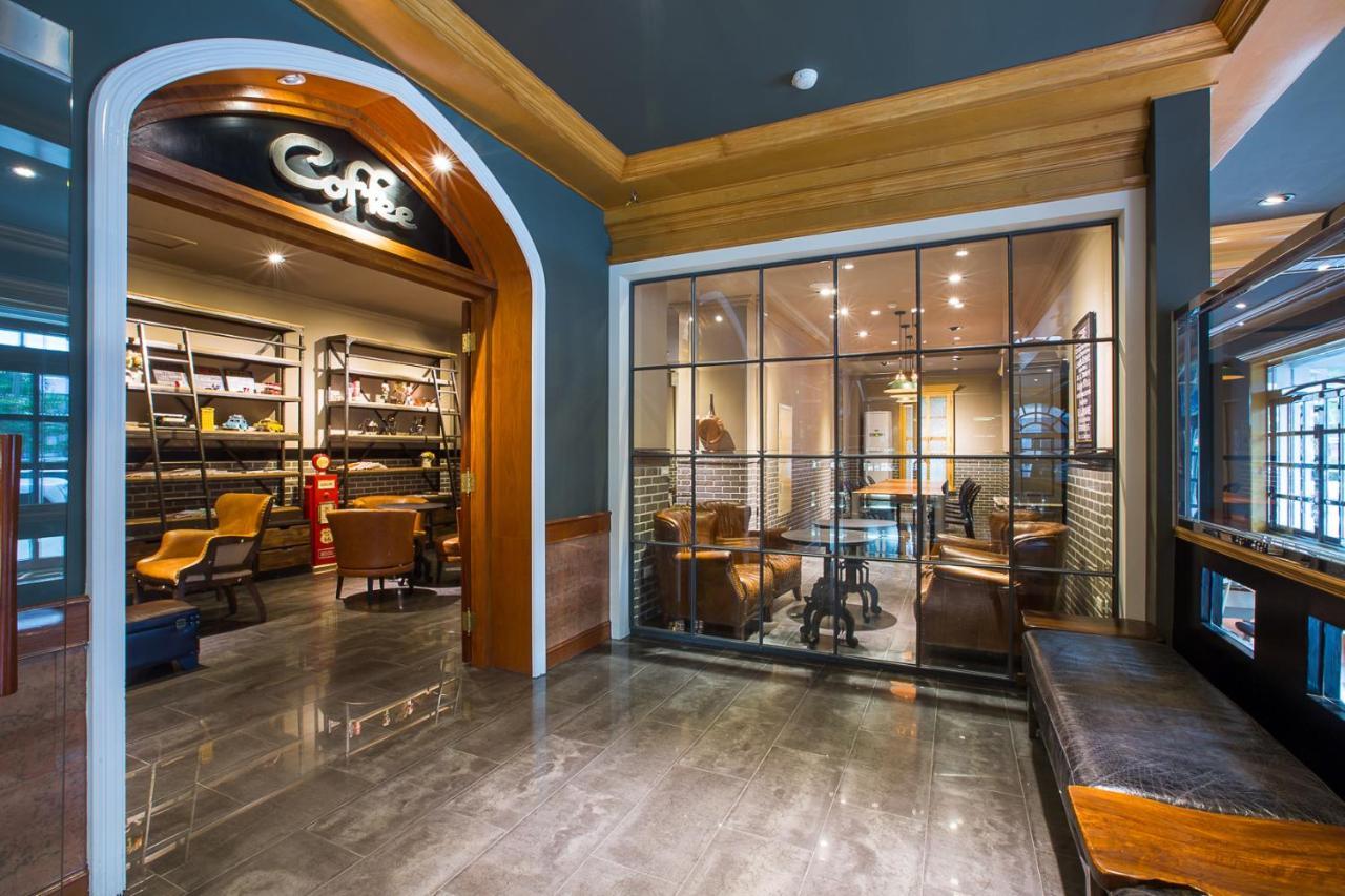 Hotel 翠安儂風旅 à T'ai-tung Extérieur photo