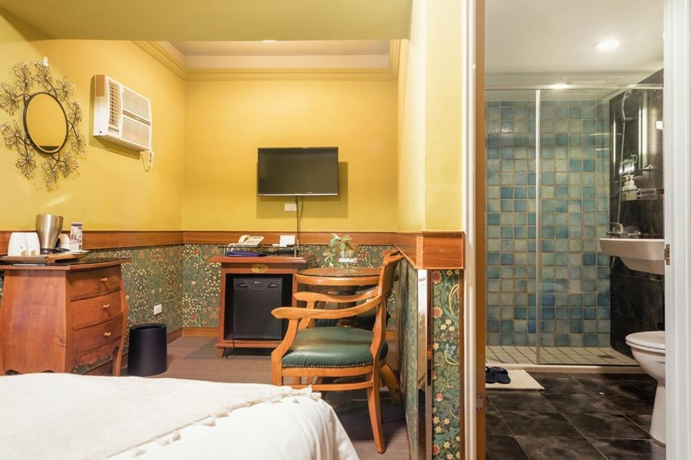 Hotel 翠安儂風旅 à T'ai-tung Extérieur photo