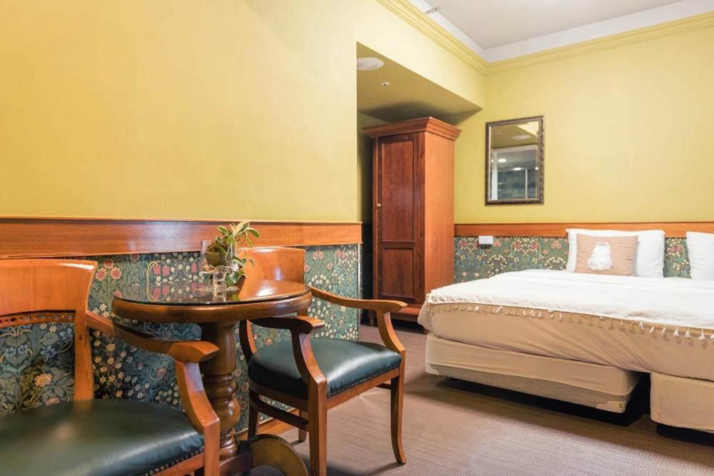 Hotel 翠安儂風旅 à T'ai-tung Extérieur photo
