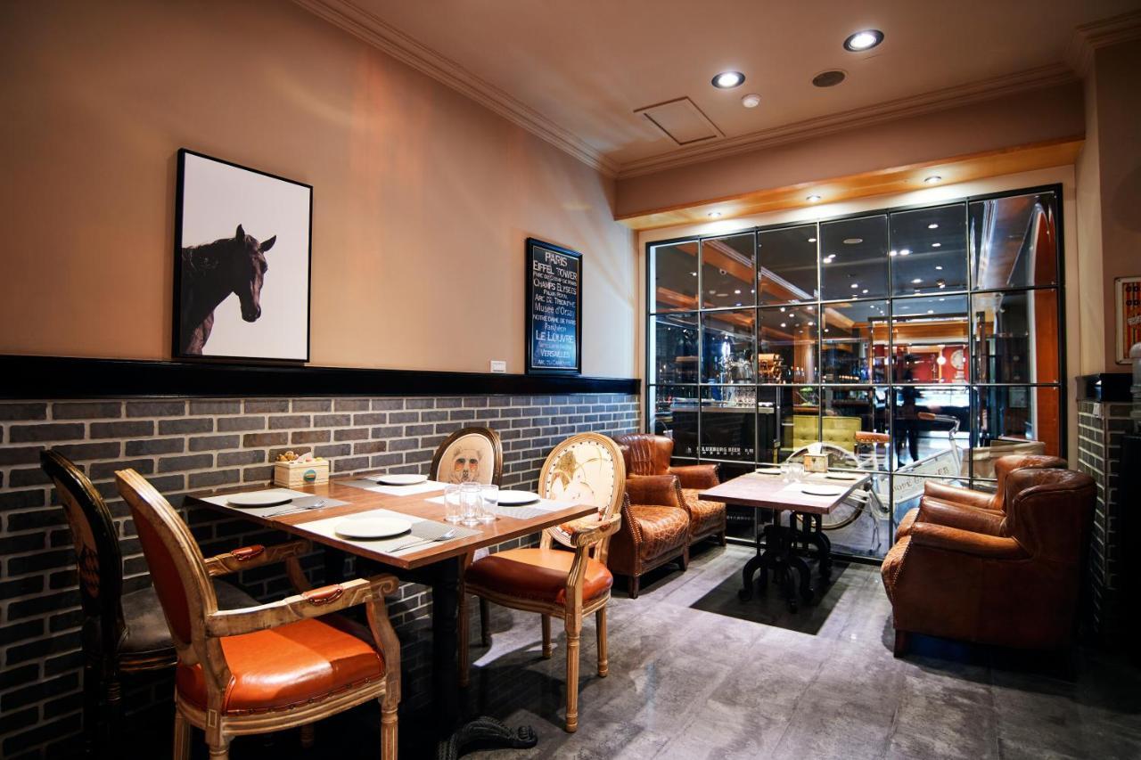Hotel 翠安儂風旅 à T'ai-tung Extérieur photo